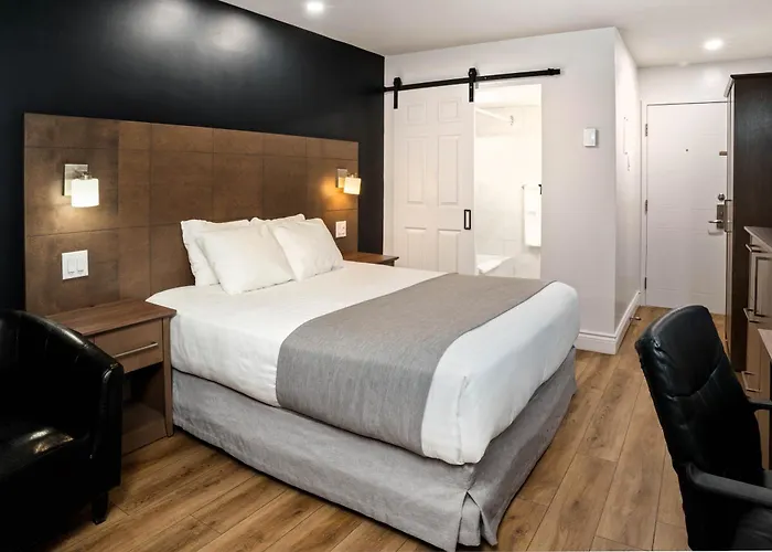 Hotel Marineau La Tuque